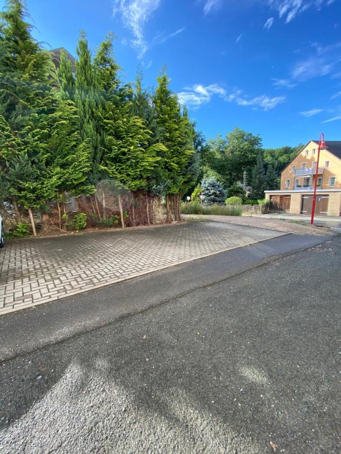 Geraeumige Ferienwohnung Im Gruenen Lichtenstein  Extérieur photo